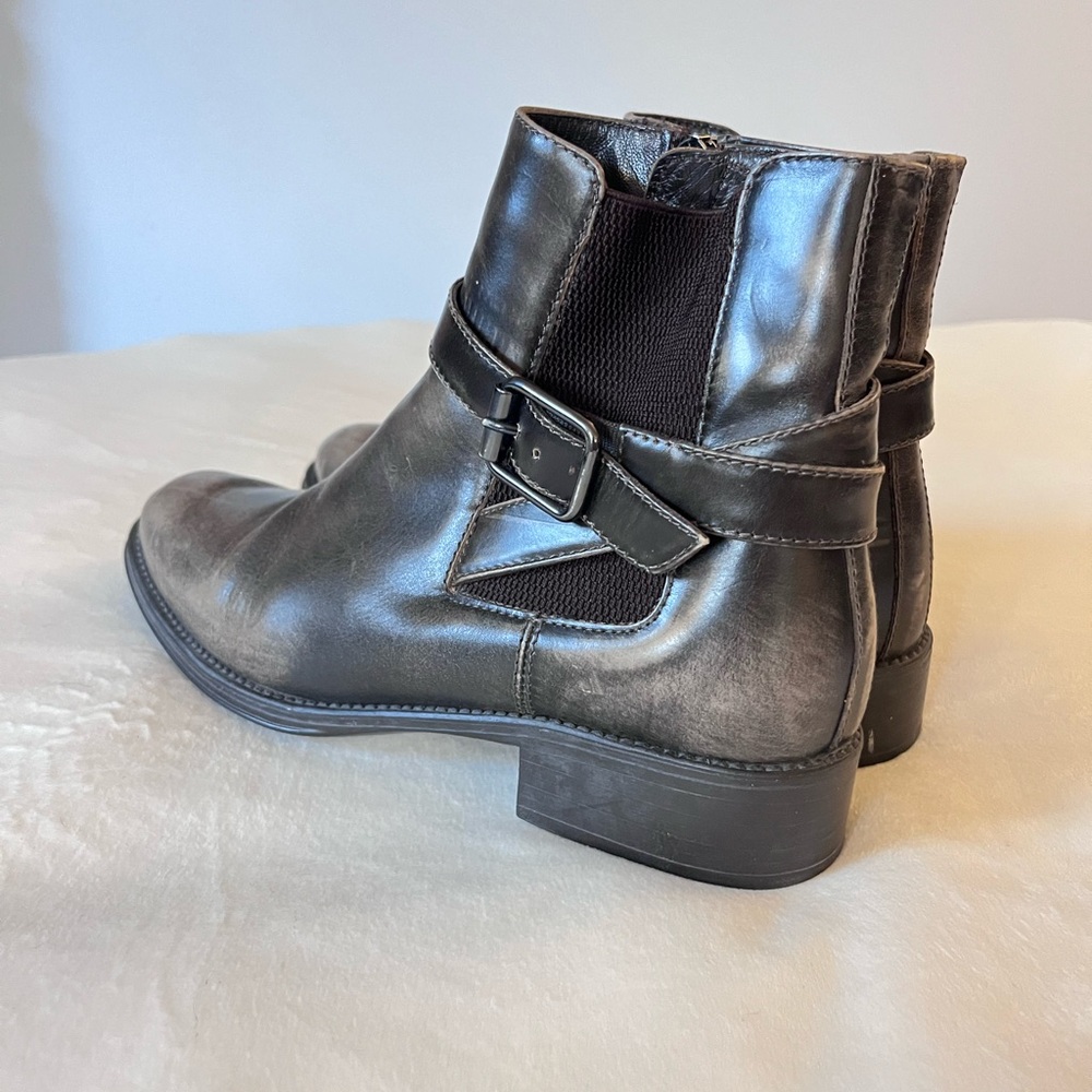 Aquatalia Women’s Grey Leather Boots - Picture 3 of 6